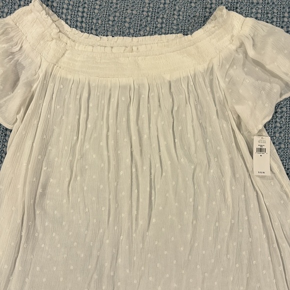 NWT Old Navy white clip dot top - Picture 3 of 4